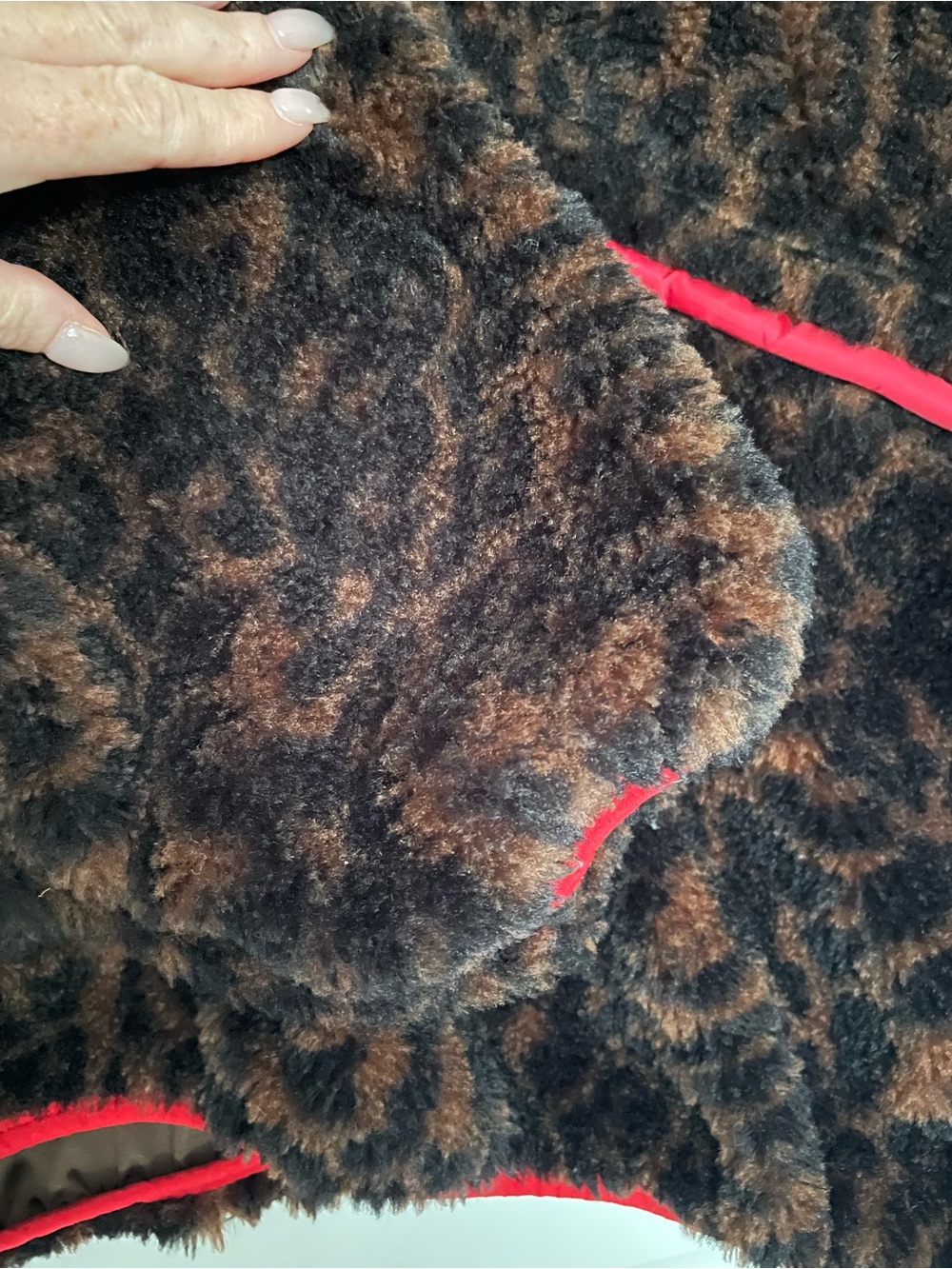 RUMORED - SUN VALLEY SHERPA, leopard print, small/medium - Picture 4 of 7
